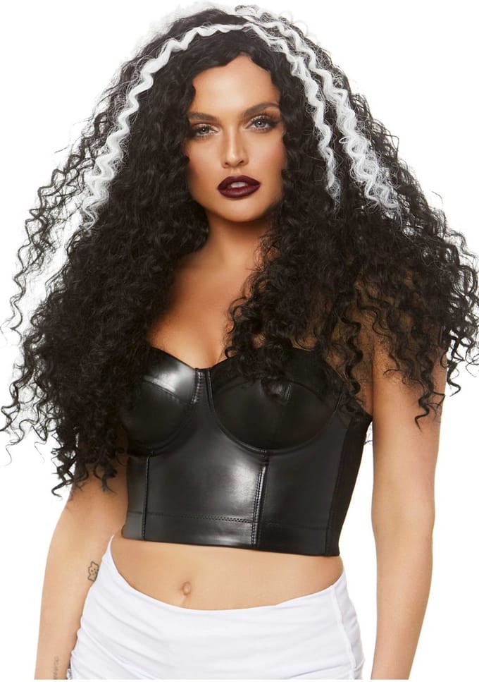 Long curly wig
