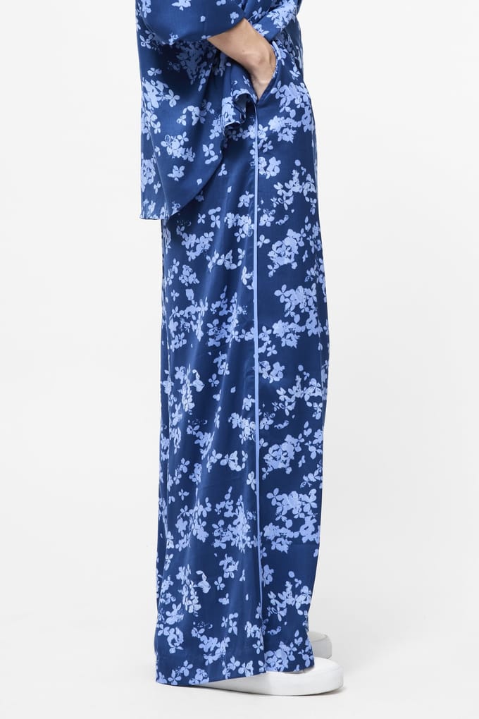French Connection Isla Celaya Straight Trouser Blue Multi Größe: 10 | Ausgestellte Hosen Outlet | Damen | Blau