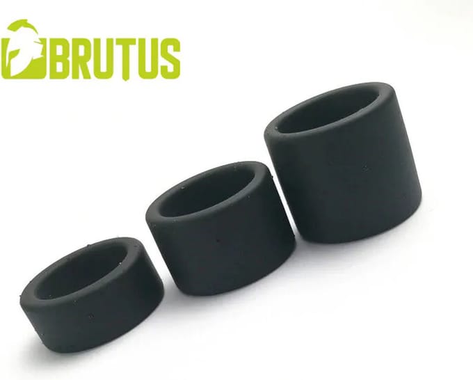 BRUTUS Squeezer Liquid Silicone Ball Stretcher 30 x 34 mm