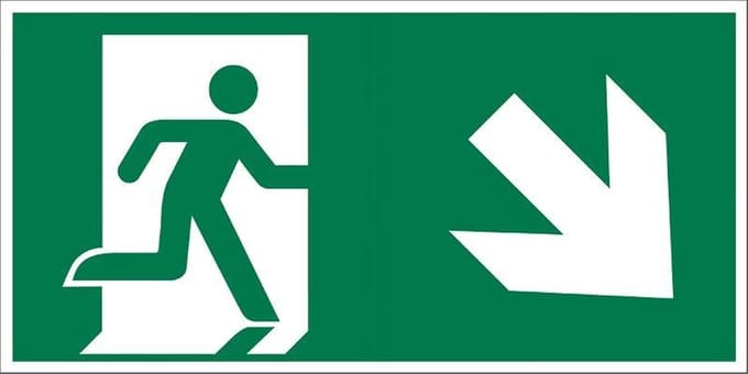Pickup Vluchtweg - Trap af rechts - conform ISO 7010