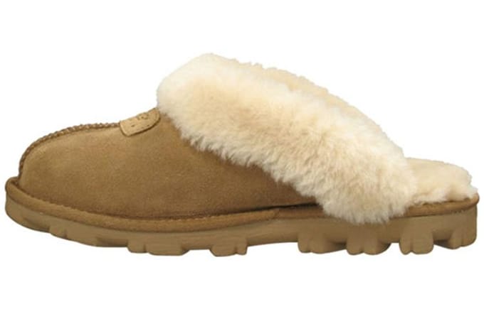 Pantoufle UGG Coquette Marron (aux femmes) 38 beige
