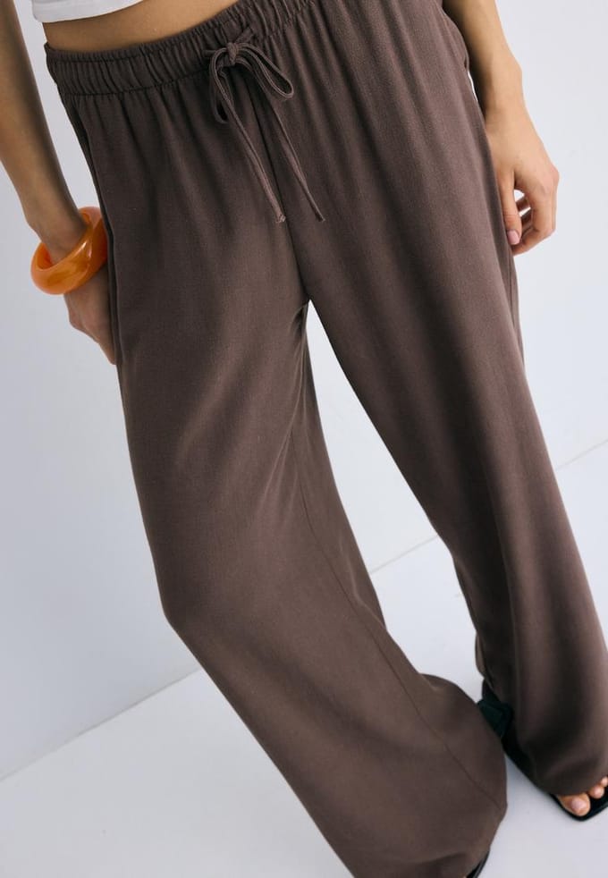 Stradivarius Rechte broek met linnenlook  Bruin L