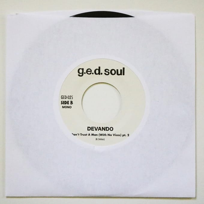 Devando - Don't Trust A Man With No Vices (7" Single)