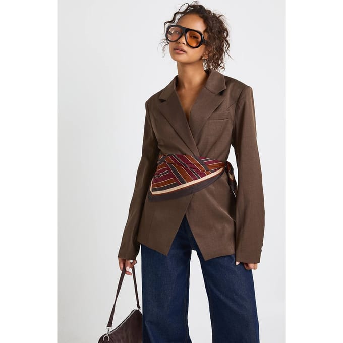 boohoo Dames Gesnoerde getailleerde blazer | Koffie | Maat: 44