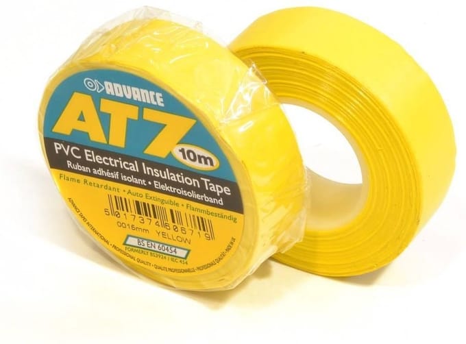 Advance AT7 PVC tape 19mm x 20m Geel