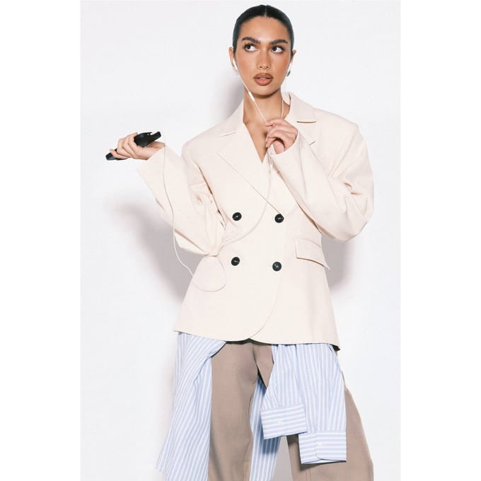 boohoo Dames Dubbele Rij Knoppen Boxy Blazer | Ecru | Maat: 34