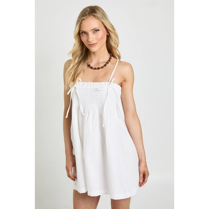 boohoo Dames Petite Mini Smock Jurk Met Gerimpeld Detail | Wit | Maat: 32