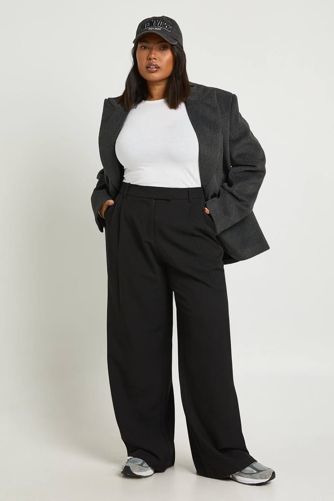 Dames Plus Boohoo Basics Gesneden Wijde Pijpen Broek | Zwart | Maat: 48