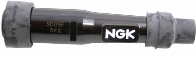 Bougiedop NGK SD05F recht (klein gat)