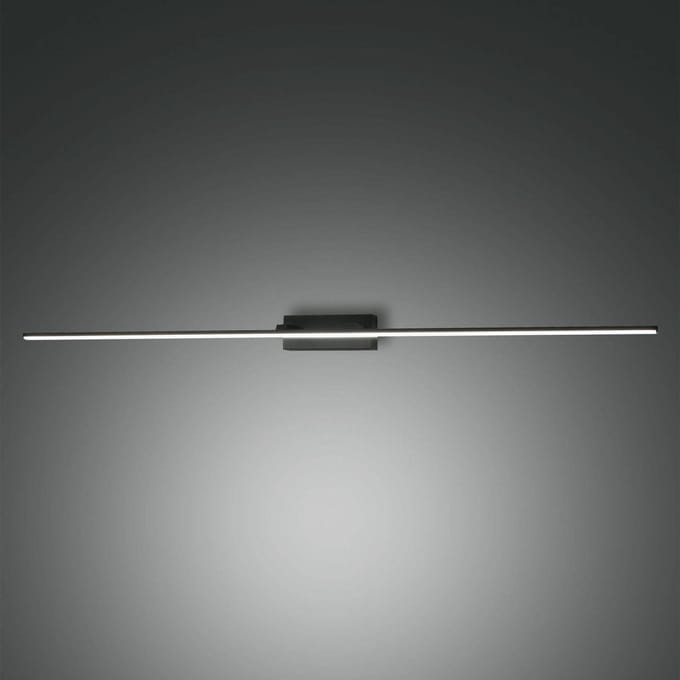 Fabas Luce Nala LED spiegellamp, zwart, breedte 110 cm, metaal