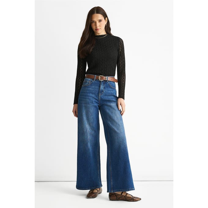 Blauwe jeans met middelhoge taille en wijde pijpen