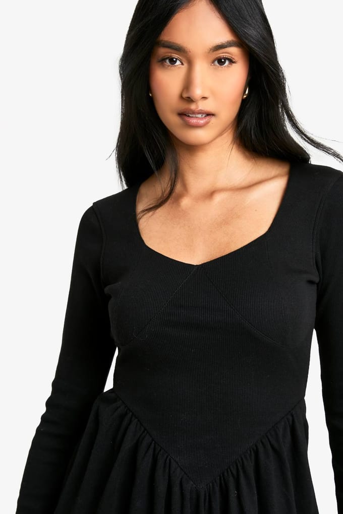 boohoo Dames Rib Dropped Hem Smock-jurk | Black | Maat: 8