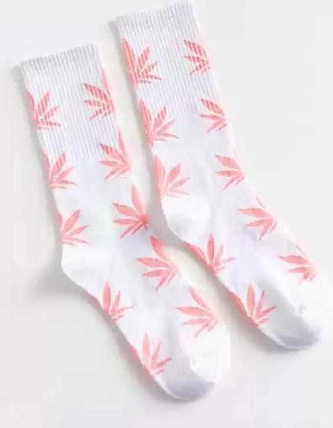 New Age Devi - Wietsokken - Cannabissokken - Wiet - Cannabis - wit-zalm - Unisex sokken - Maat 36-45