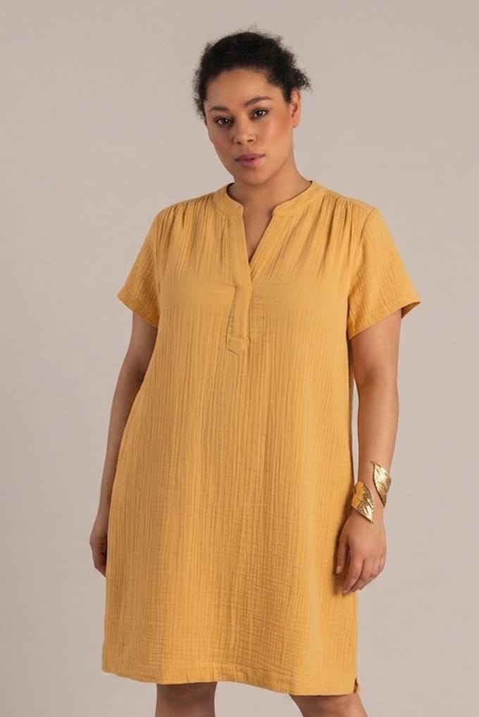 Yest Curve jurk Aida Essential