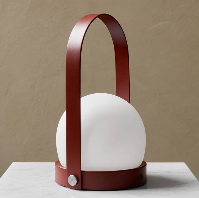 Audo Copenhagen Audo Carrie LED sfeerlamp met accu IP44, rood