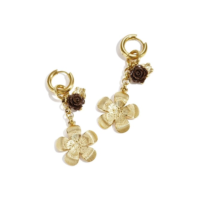 Oorringen met gouden bloem en hangers