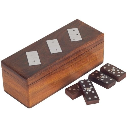 Manden en dozen Signes Grimalt Domino