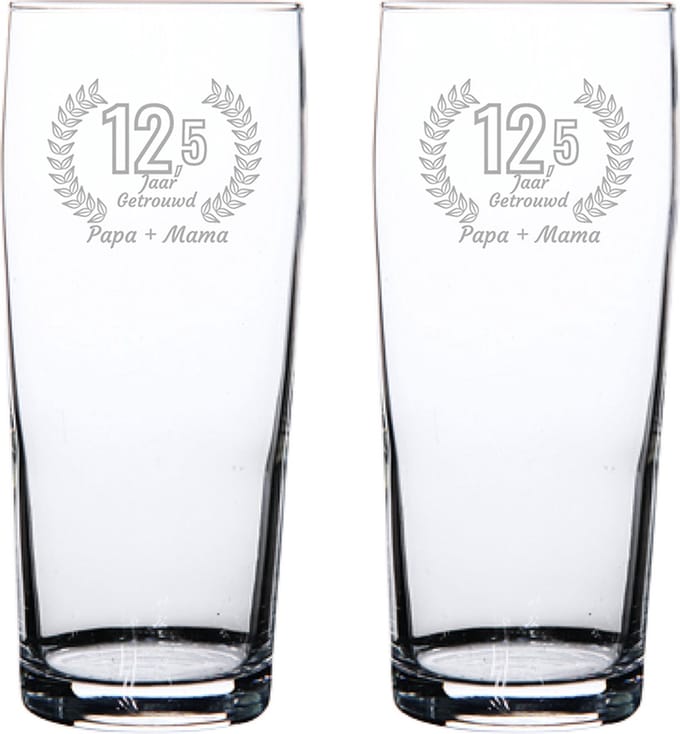 Gegraveerde set bierfluitjes 19cl Papa + Mama 12,5 jaar getrouwd