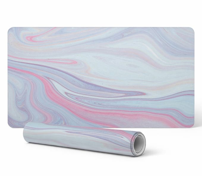 Antislip beschermmat voor op het bureau met pastelkleurige golfjesprint, 90x45 cm