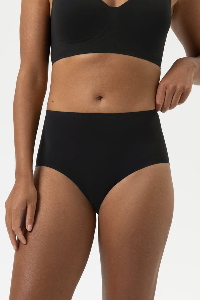 Tailleslip Serie Simply Better Invisibles Zwart