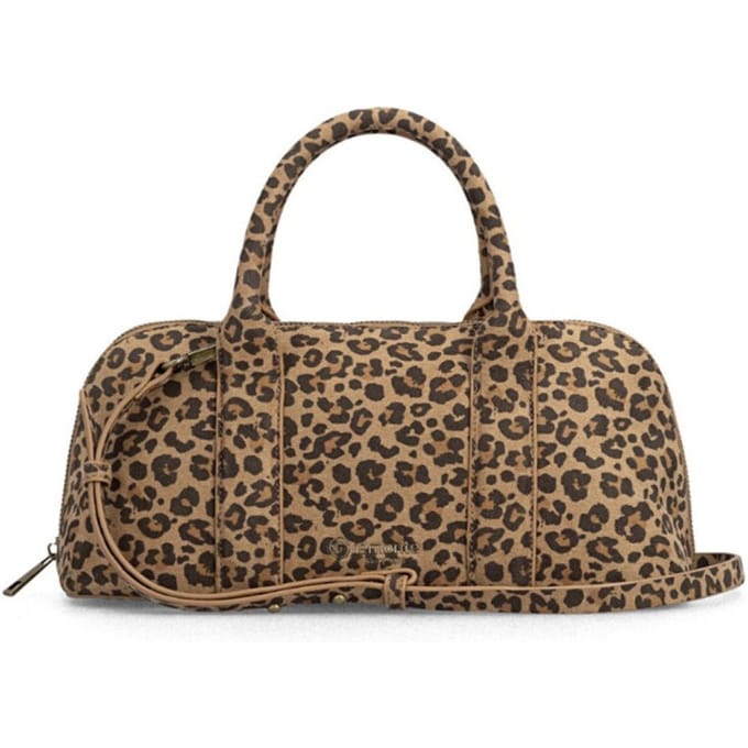 Remonte Q0673 24-leo-namib