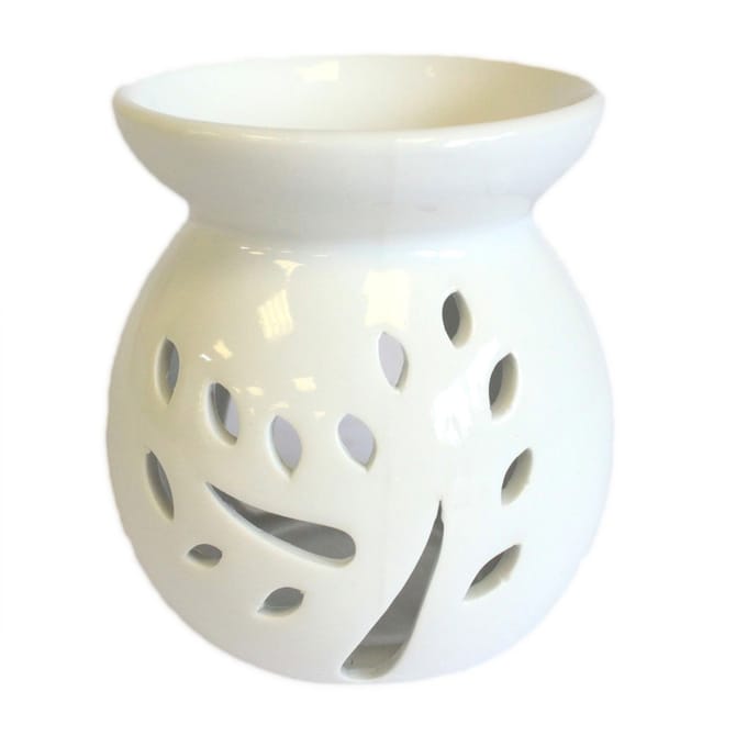 Grote klassieke witte oliebrander - boomuitsparing