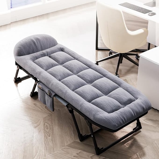 Veldbed Inklapbaar - Stretcher - Vouwbedje - camping bed