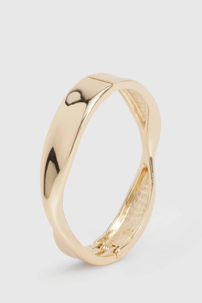 boohoo Dames Gedraaide scharnierende armband | Goud