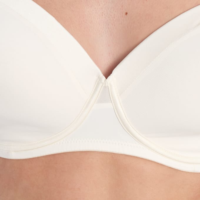 Foam D0A75 Non-Wired Bra voor dames