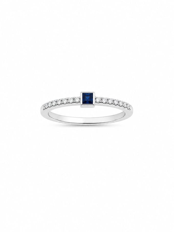 ring met blauwe zirkonia steen