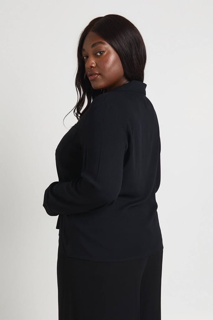 boohoo Dames Plus Essentials Oversized Linnen-look Shirt | Zwart | Maat: 44