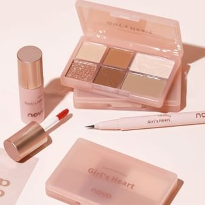 NOVO - Girl's Heart Makeup Gift Set Set