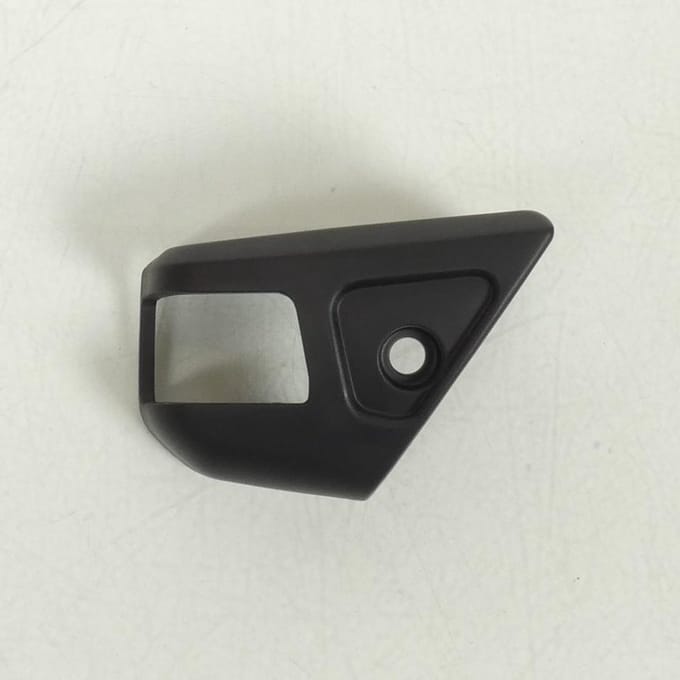 Afdekking voetsteun rechtsachter voor scooter Peugeot 50 Speedfight 2 1998-2008 734653N
