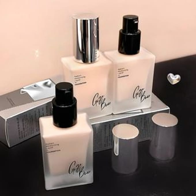 Gege Bear - BUY 3 GET 40% OFF - Radiant Moisturizing Liquid Foundation - 3 Colors #01 Ivory White - 30ml