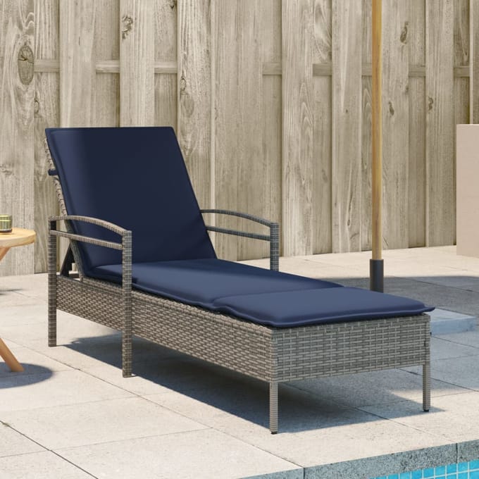 vidaXL - Ligbed - met - kussen - grijs - 63x200x81 - cm - poly - rattan