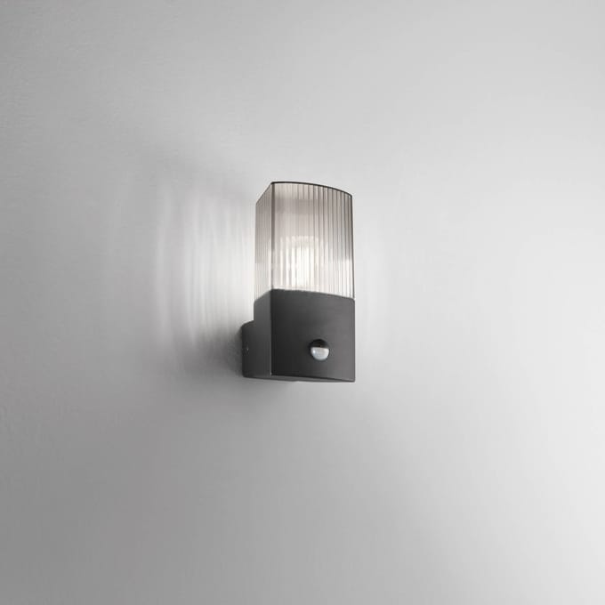 INTEC Buitenwandlamp DARK, antraciet/rookgrijs, roestvrij staal, sensor
