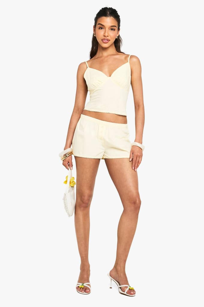 boohoo Dames Button Detail Shorts | Lemon | Maat: 10