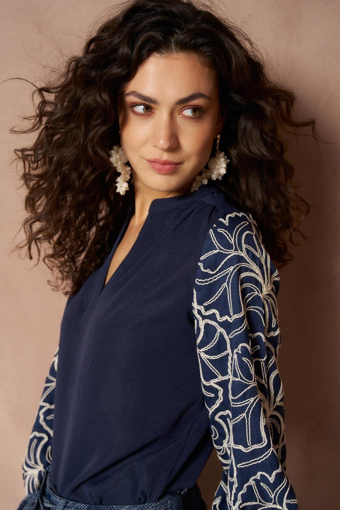 Top Isuna - Contrast Sleeve | Dark Blue