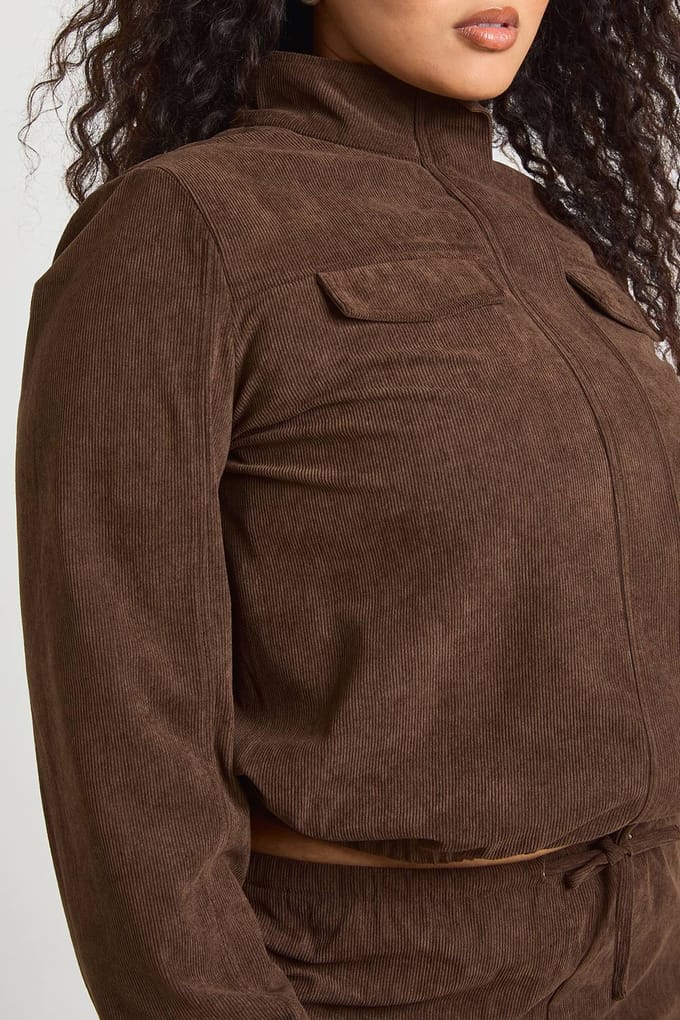 boohoo Dames Plus Corduroy Utility Jas | Chocoladebruin | Maat: 50