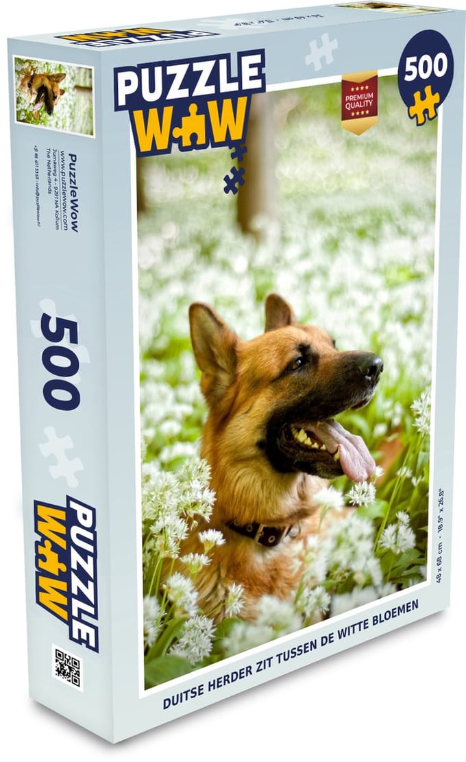 Puzzel Duitse Herder zit tussen de witte bloemen - Legpuzzel - Puzzel 500 stukjes