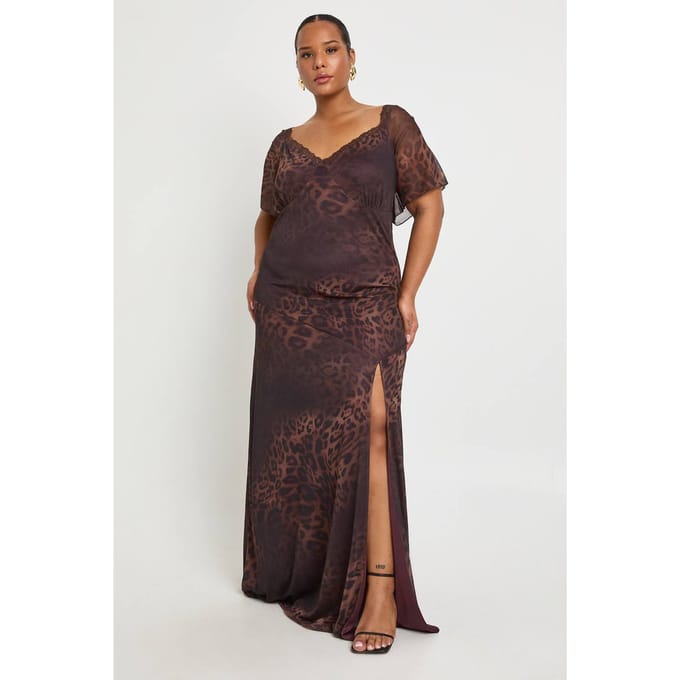 boohoo Dames Plus Leopard Kanten Rand Engelmouw Slip Jurk | Brown | Maat: 16