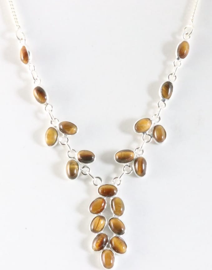 Zilveren ketting met tijgeroog