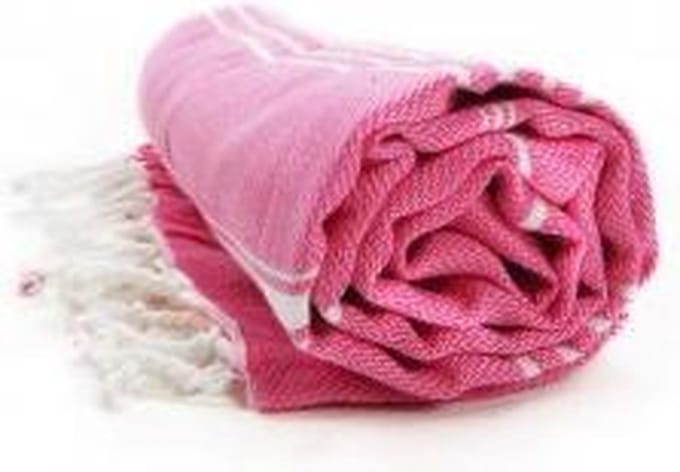 The One Towelling Hamamdoek Magenta/Wit