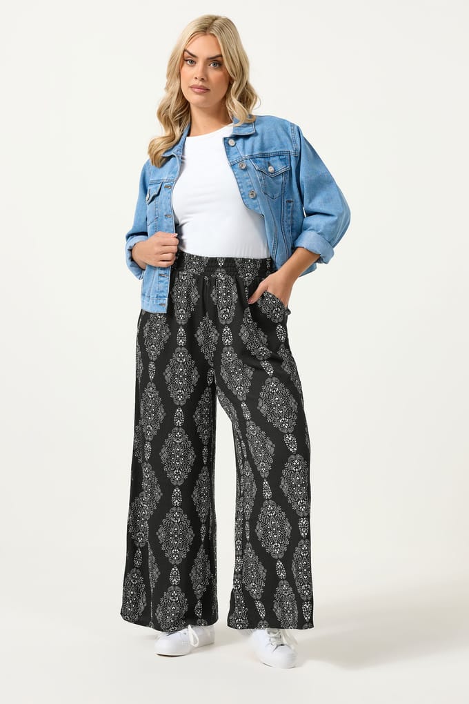 Yours Zwarte Getextureerde Broek Met Paisleyprint Size 50-52