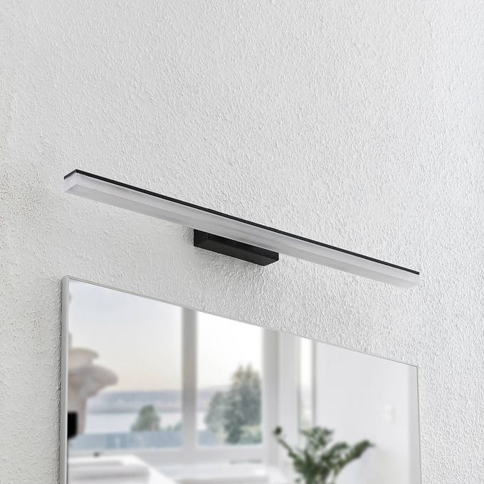 Lucande LED wandlamp Lisana, horizontaal, 75 cm, IP44