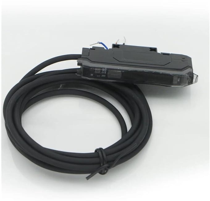 Glasvezelsensor Versterker - Optische Schakelaar - Positie Detectie - Digitaal Display - 1-2M Kabel - Metaal