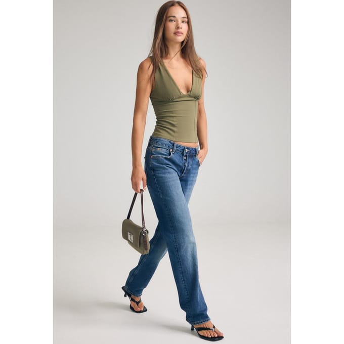 Stradivarius Slim fit jeans in recht model  MIDDENBLAUWE DENIM WASSING 42