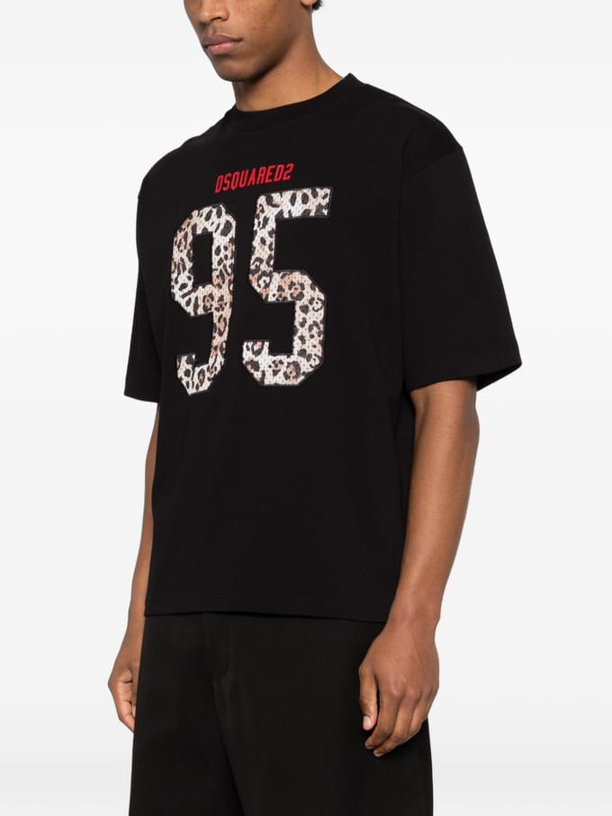 Dsquared2 t-shirt zwart man nummer 95