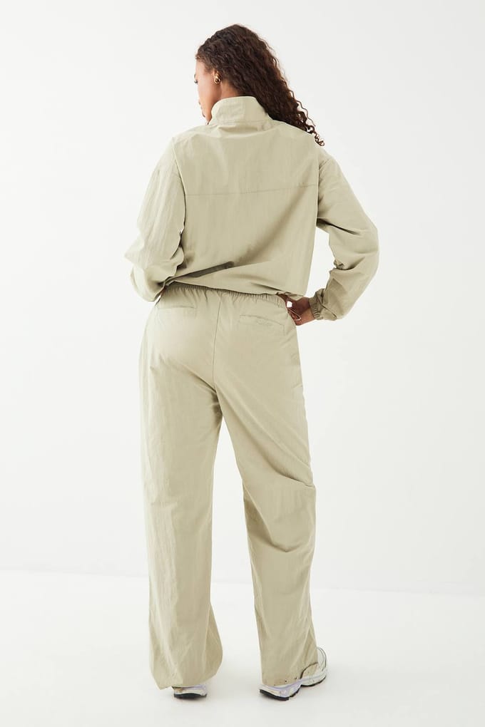 Dames DSGN Studio Sport Nylon Straight Leg Broek | Ice Grey | Maat: Large