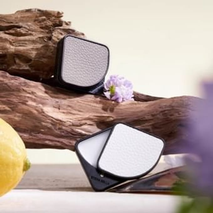 SCENA BELLA - Roaming Dreams Series Solid Balm - 2 Flavors Cedar in Finland - 5g